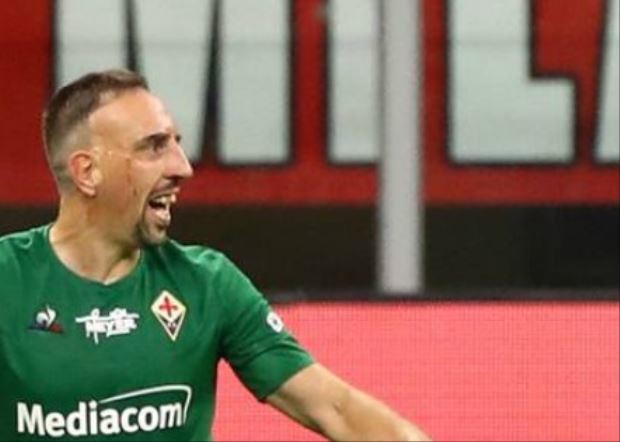 Ribery Bawa Fiorentina Tekuk AC Milan