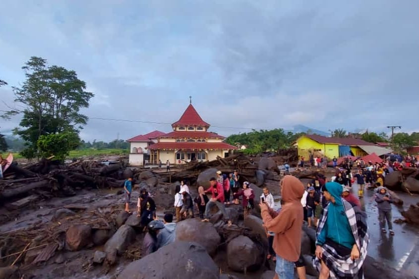 Korban Bencana Lahar Dingin dan Longsor di Sumbar Bertambah