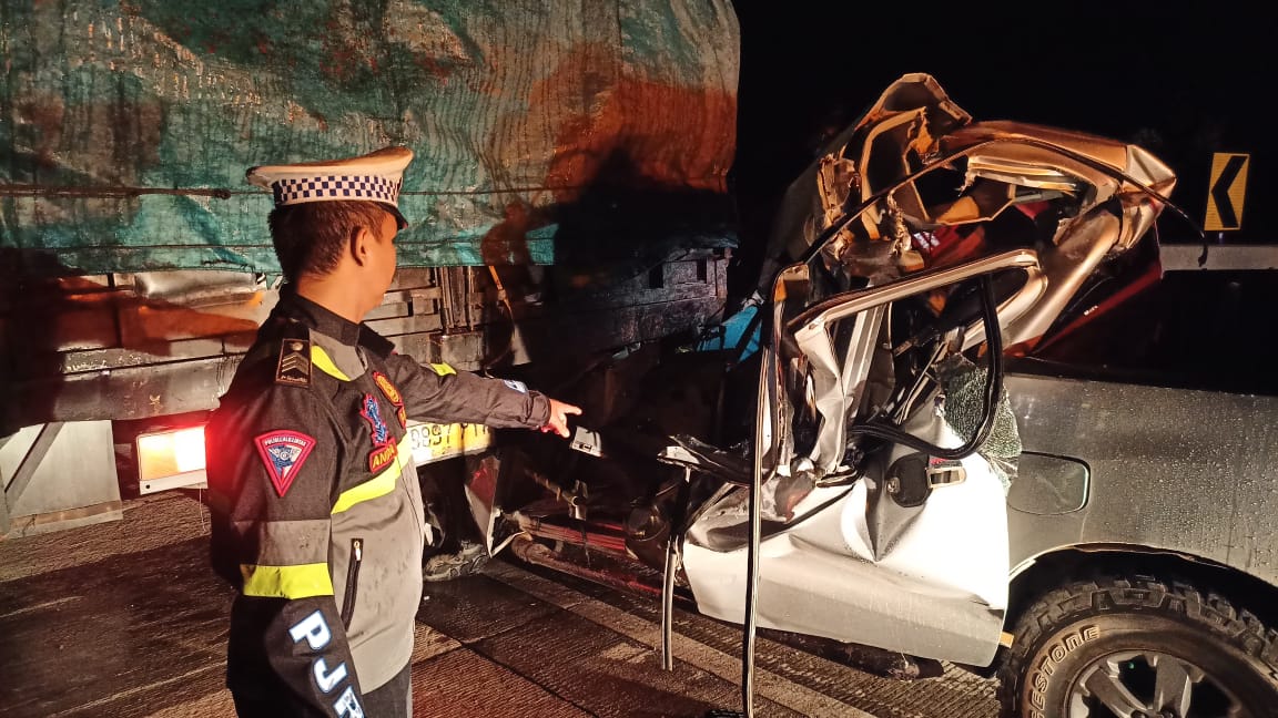 Dua Korban Jiwa dalam Kecelakaan di Tol Tanjung Alai-Bangkinang