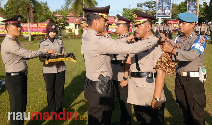 Wakapolres Kampar, Kapolsek Tapung dan Kapolsek Siak Hulu Diserahterimakan