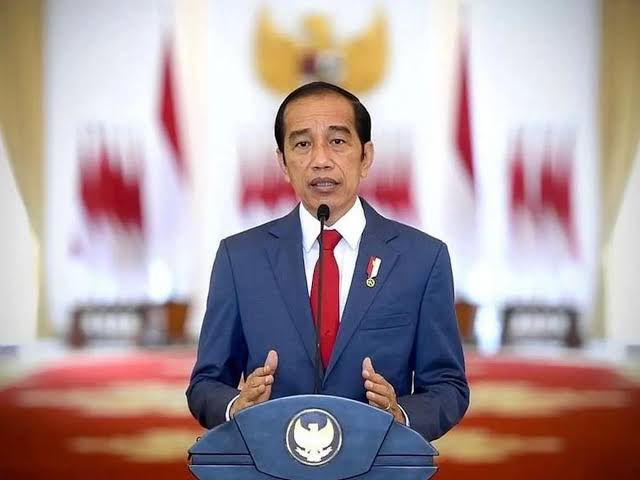 Panggil Menteri, Jokowi Minta Akomodasi Program Prabowo ke Rancangan APBN 2025