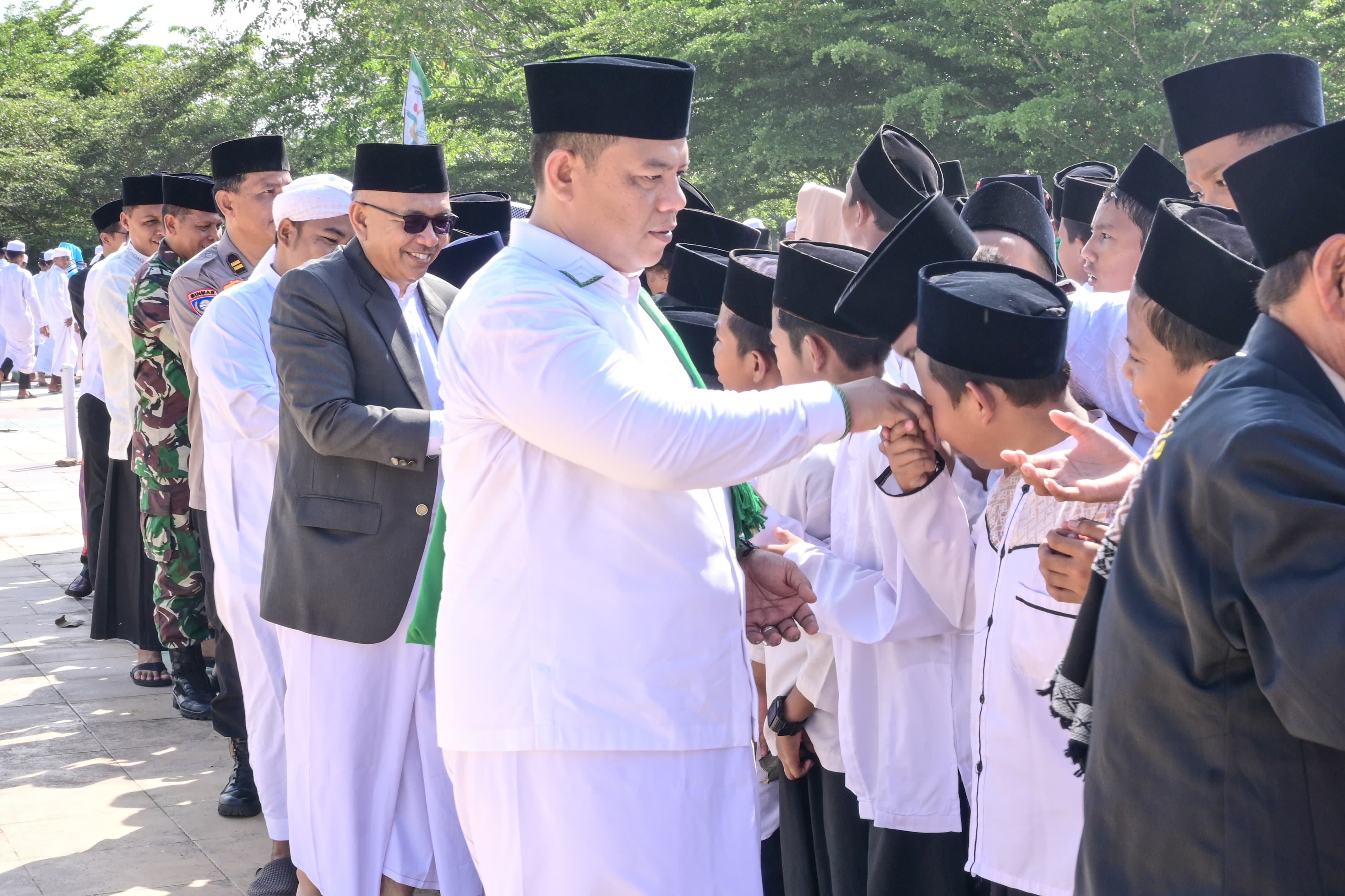 'Menyambung Juang, Merengkuh Masa Depan' Pemkab Rohil Peringati Hari Santri Nasional 2024