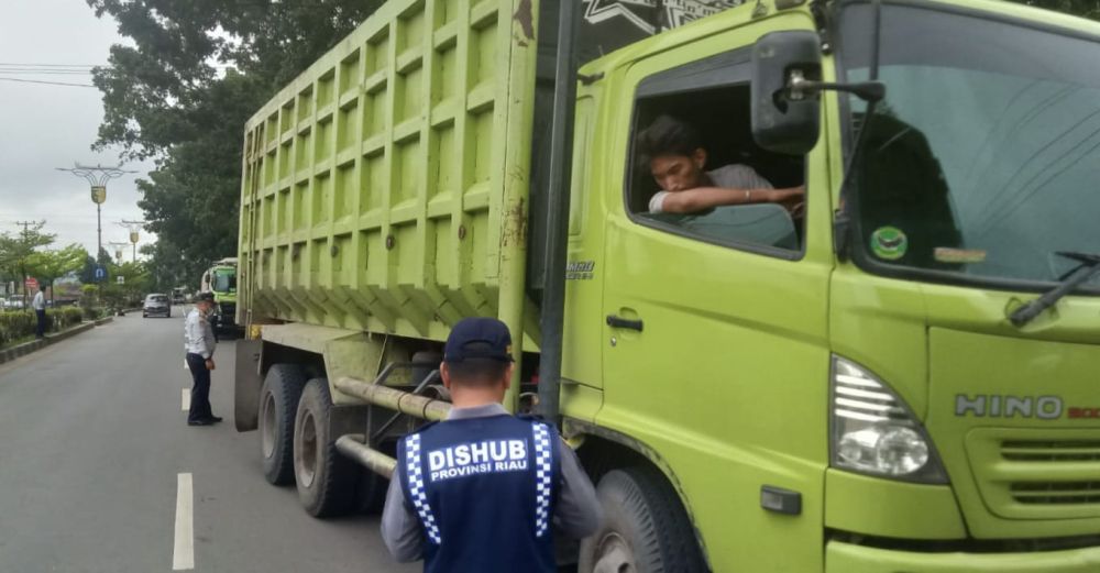114 Truk Ditilang di Kuansing, Ada Kendaraan yang Tak Laik Jalan