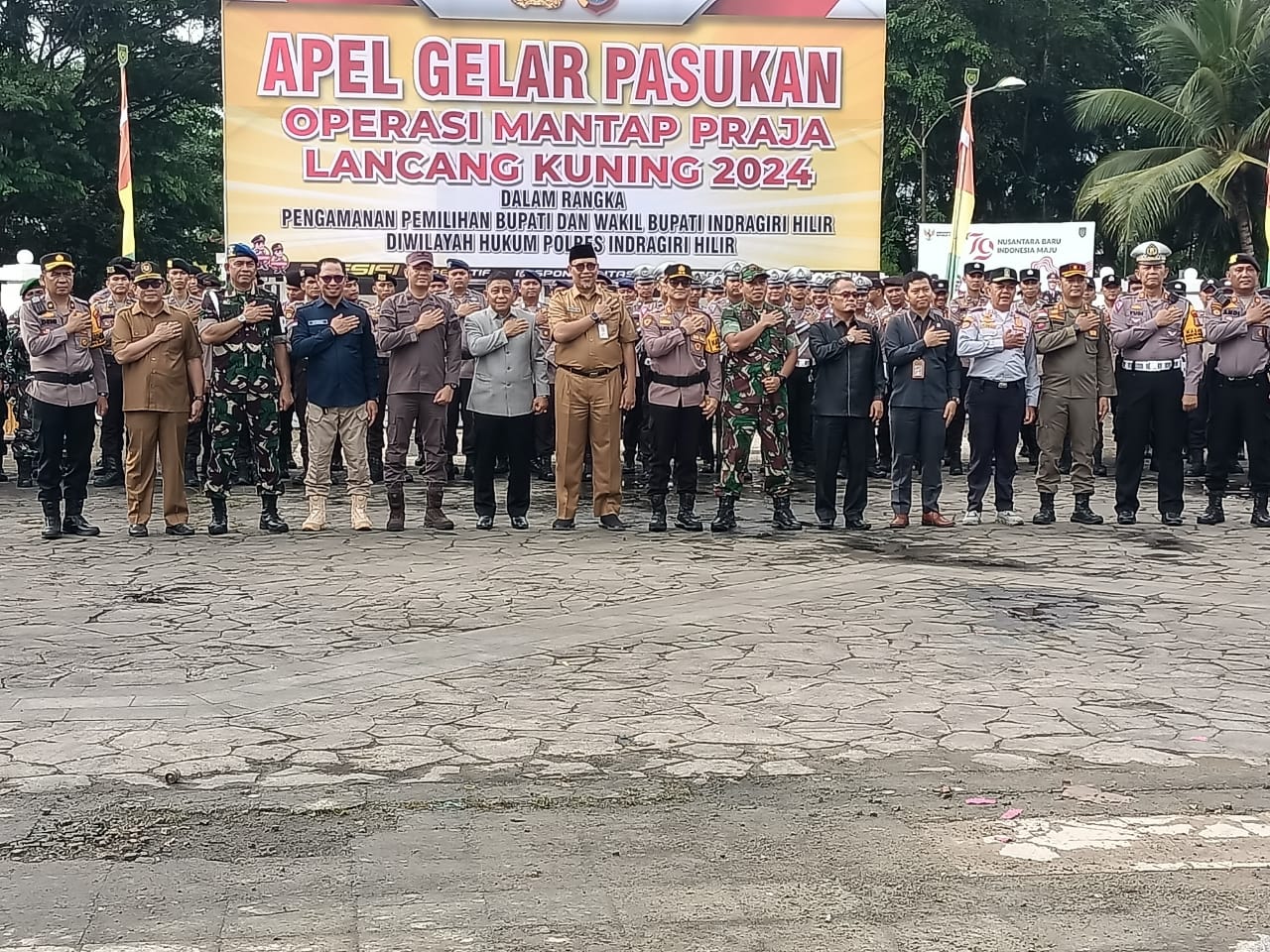 Kesbangpol Inhil Hadiri Apel Gelar Pasukan Ops Mantap Praja Lancang Kuning 2024