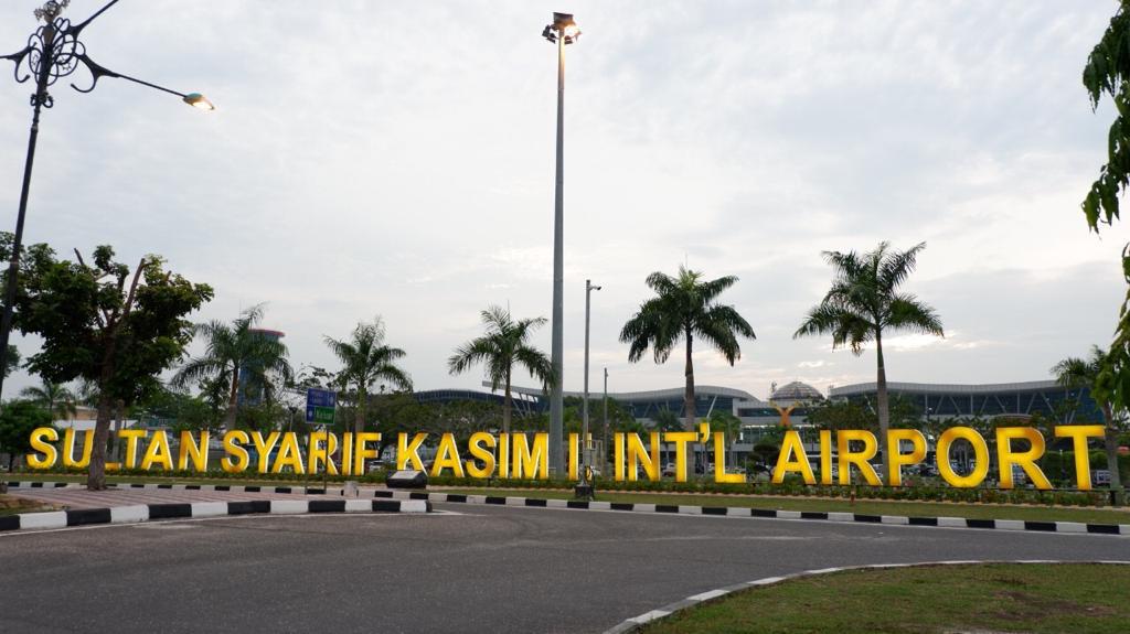 Penumpang Masuk Bandara SSK II Harus Tunjukkan Hasil Swab dan Rapid Test