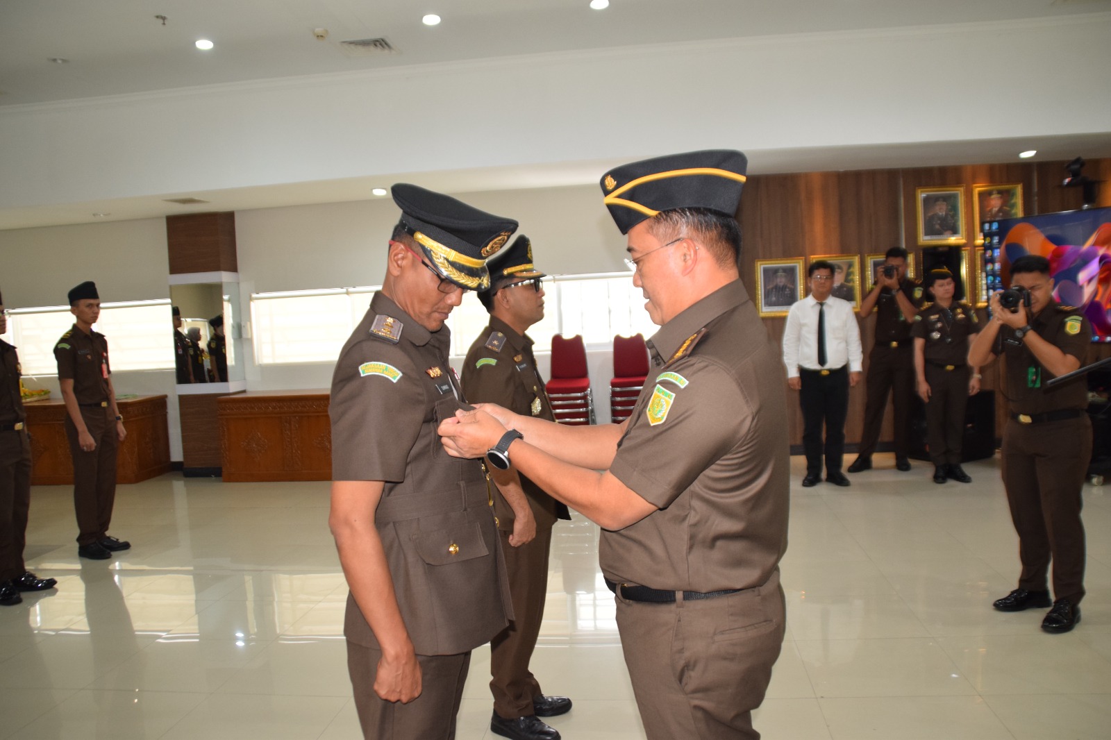 Lantik Kasubbagbin, Kajari Pekanbaru Asep Sontani Singgung Netralitas ASN di Pilkada