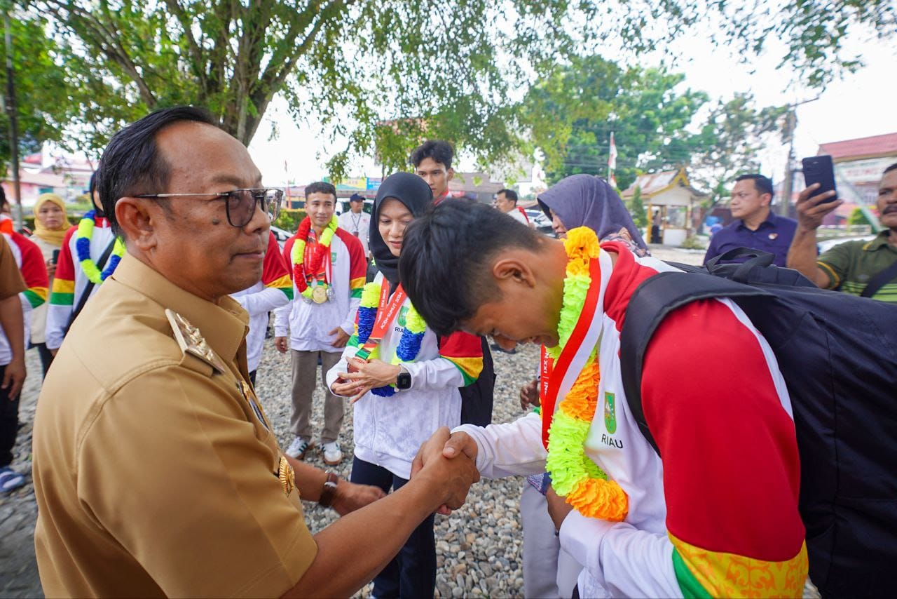 Sambut Atlet Senam PON XXI Sumut-Aceh, Pj Gubri Rahman Bangga Atas Raihan 6 Medali Emas