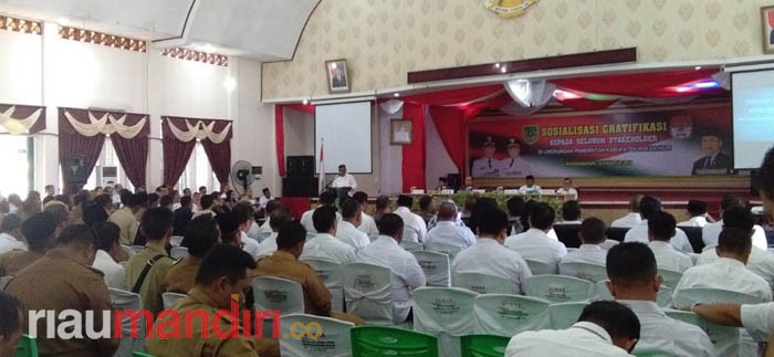 Ini Curhatan Bupati Rohil di Hadapan KPK Saat Sosialisasi Gratifikasi