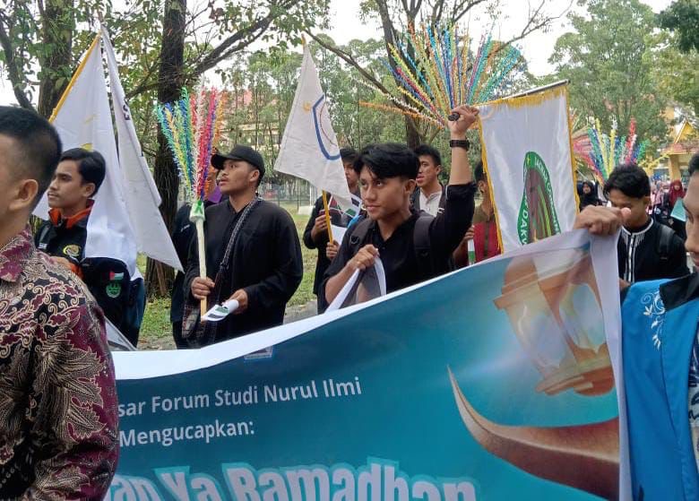 Sambut Ramadan 1446 H, FKII As-Syams Uin Suska Riau Gelar Pawai Tahrib