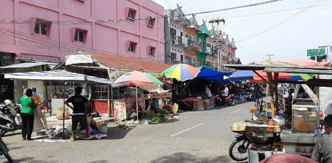 Pedagang Pasar Agus Salim Diminta Jualan Kuliner Malam