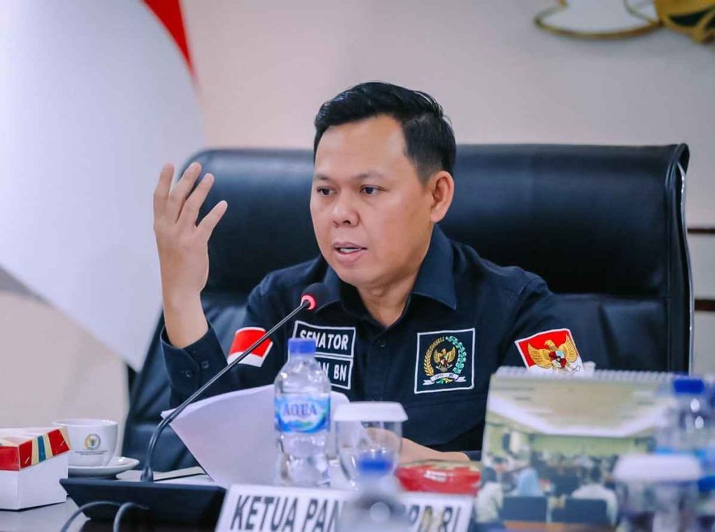 Sultan Apresiasi Penurunan Tarif Pelayanan Jasa Penumpang Pesawat Udara