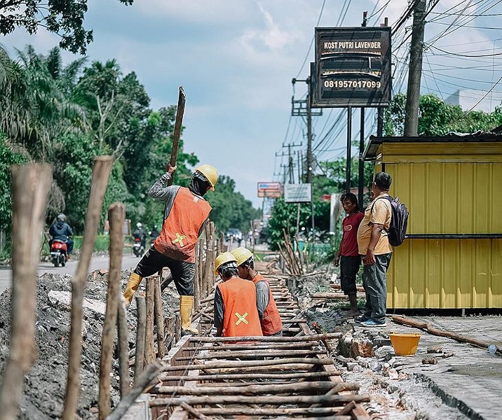 Progres Pembangunan  Drainase Bangau Sakti 27 Persen