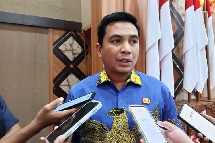 Disperindag Pekanbaru Minta Laporkan Pedagang Jual Minyakkita Lewati HET