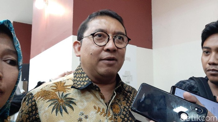 Fadli Zon: Saya Masih Simpan Tongkat Komando-Baret Merah dari Djoko Santoso