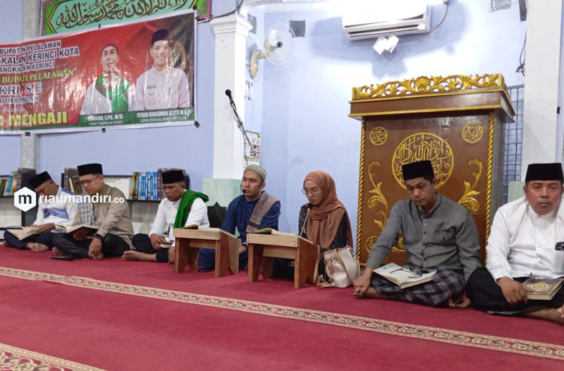 Bupati Pelalawan Imbau Setiap Masjid Aktifkan Magrib Mengaji