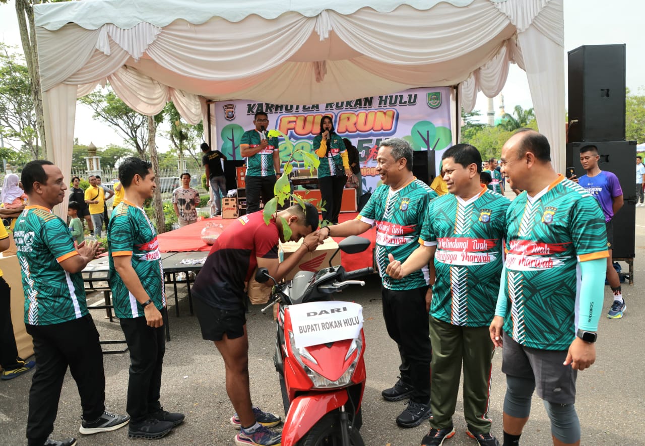Antusiasme Rohul Karhutla Fun Run 2025: AKBP Emil: Kampanye Sadarkan Bahaya Karhutla