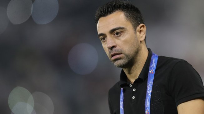 Mantan Pemain Barcelona Xavi Hernandez Positif COVID-19