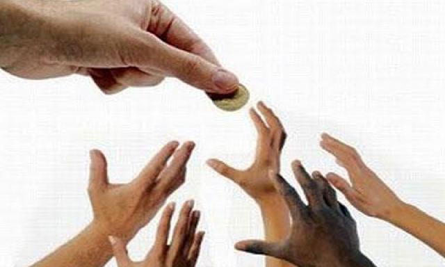 Warga Lubuk Bendahara Pinjam ke Rentenir