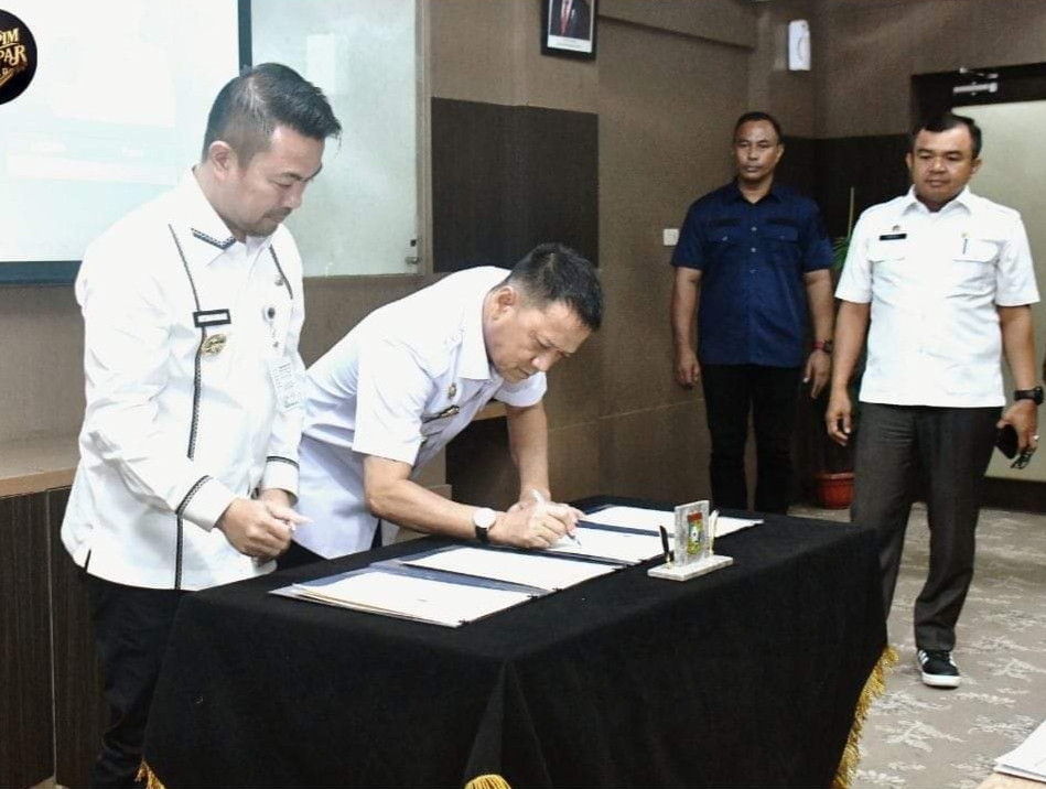 Kampar dan Pekanbaru MoU Terkait Perhubungan dan DLH 