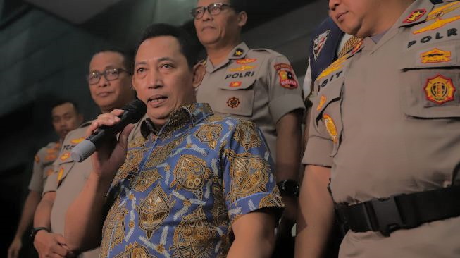 Polisi Tak Hadirkan Pelaku Penyiram Air Keras Terhadap Novel Saat Konferensi Pers