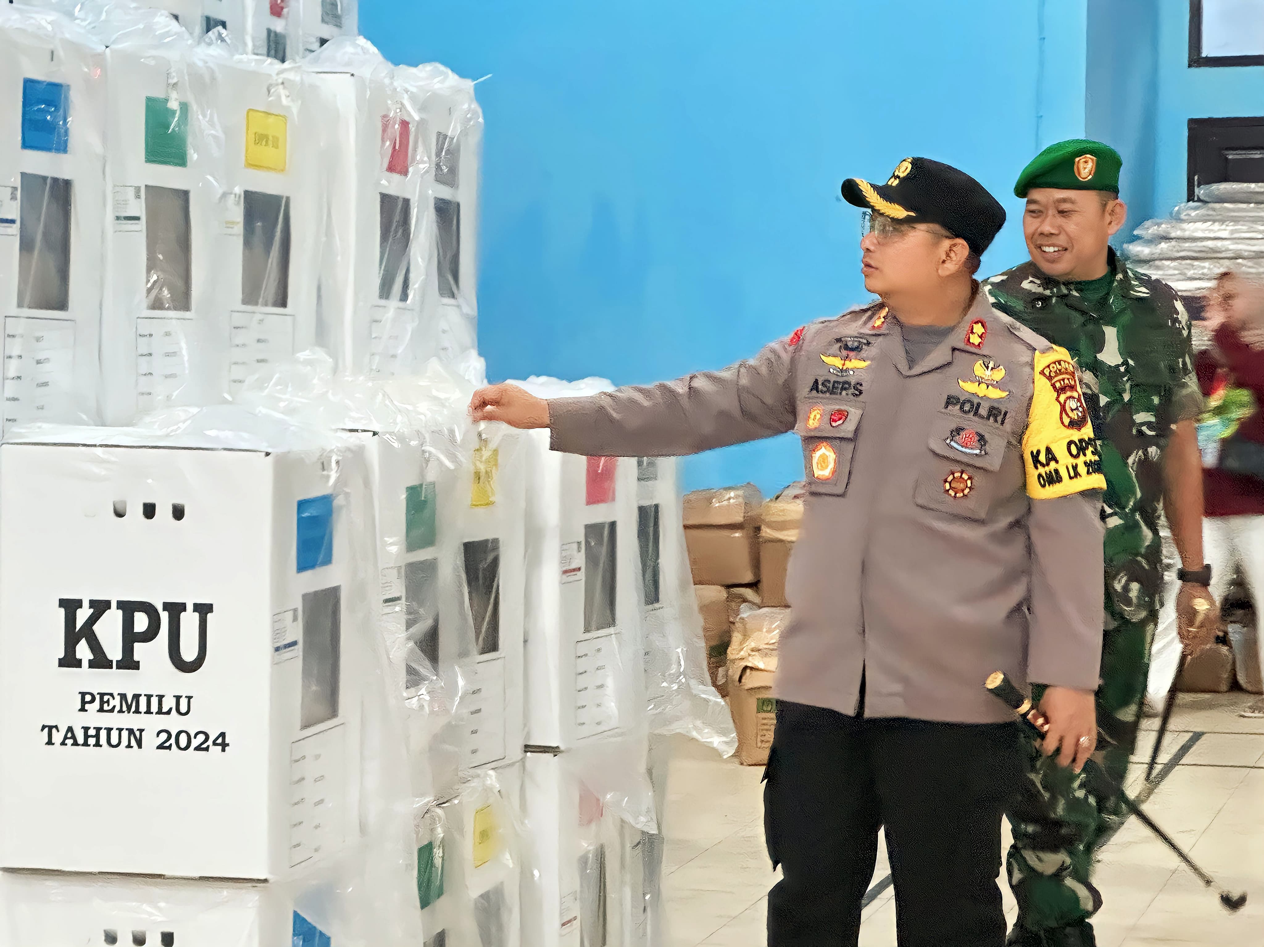 Kapolres Siak AKBP Asep Monitoring Logistik Pemilu di Tingkat PPK