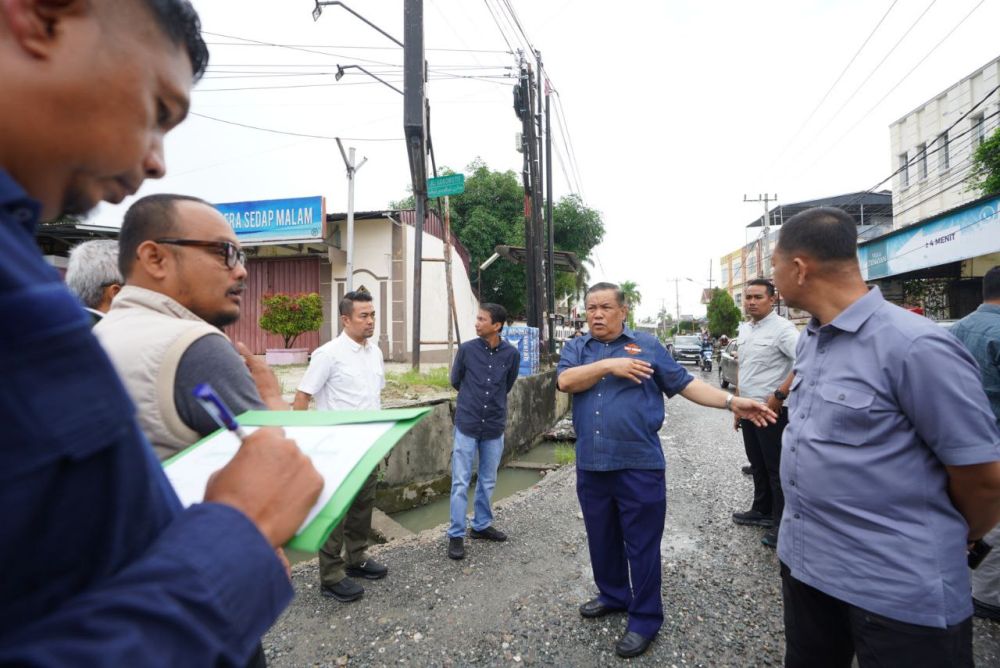 Ambil Alih Dari Pekanbaru, Jalan Lokomotif Diperbaiki Pemprov Riau