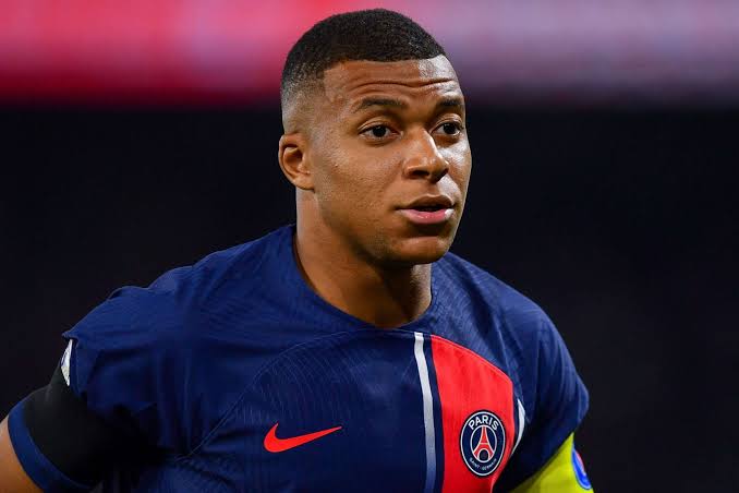 PSG Perkuat Skuad Usai Ditinggal Mbappe