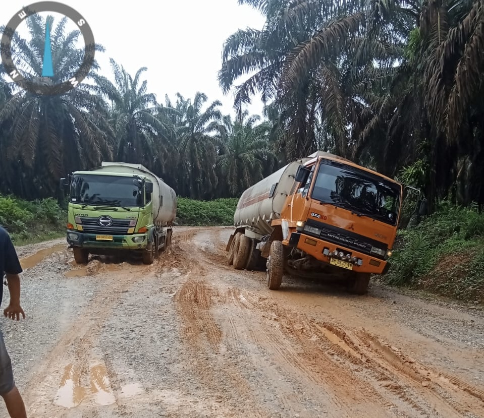 Anggota DPRD Kampar Mutia Soroti Kendaraan Tonase Berat Merusak Jalan