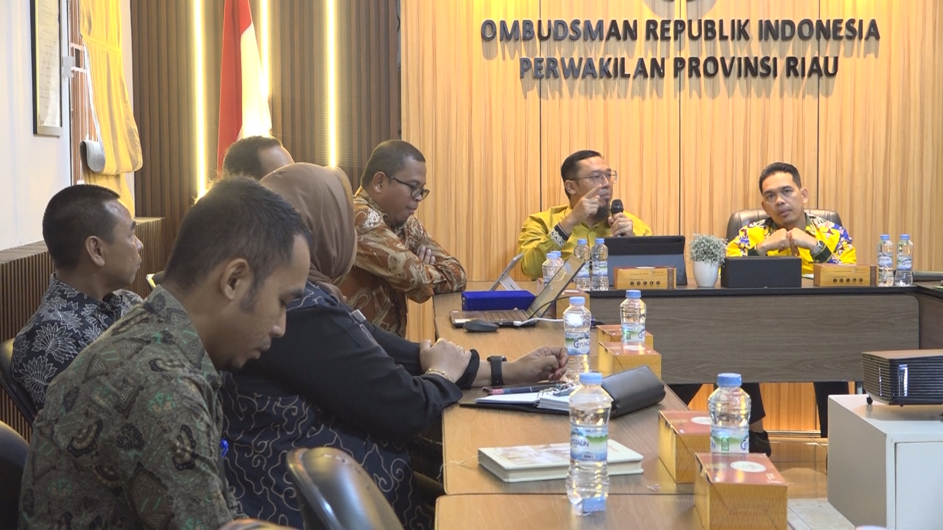 Evaluasi Kepatuhan Pelayan Publik, Pemkab Inhil Kunjungi Ombidsman Perwakilan Riau