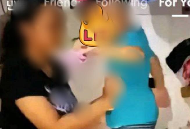 Ibu yang Lecehkan Anak Kandung Menyerahkan Diri ke Polres Tangsel