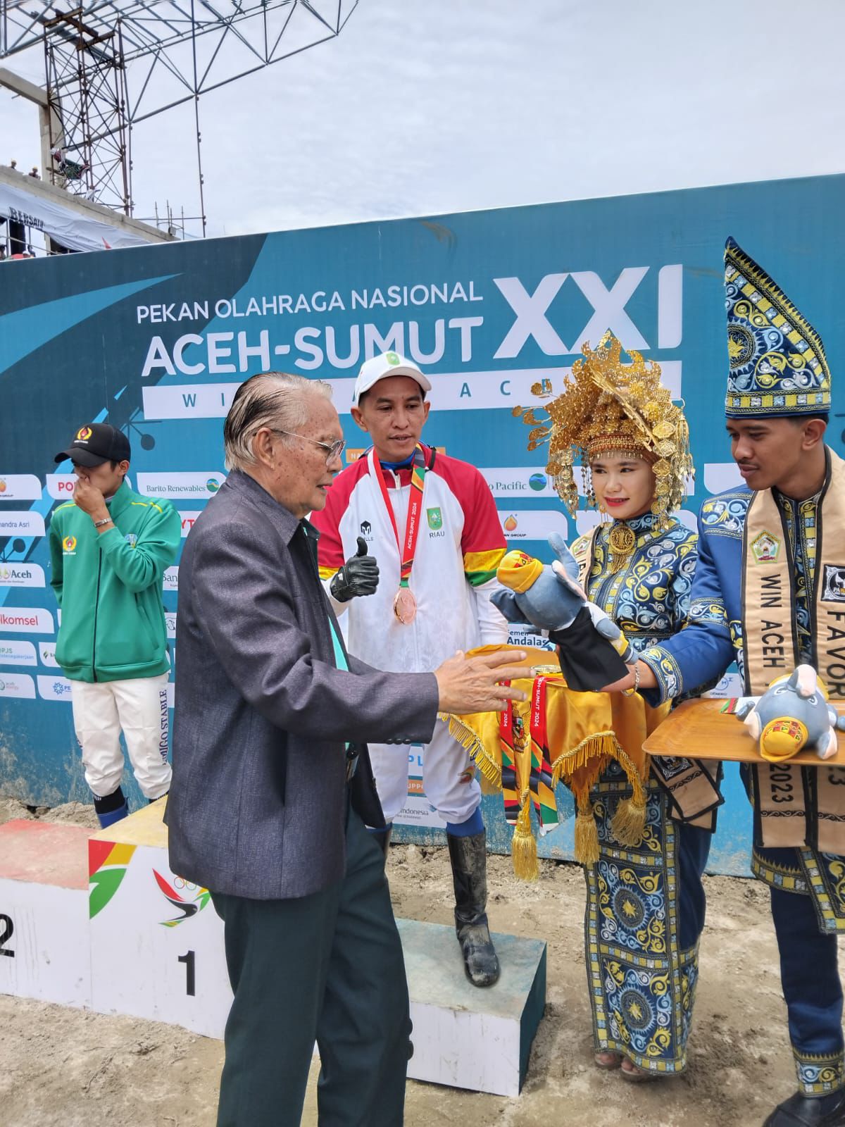 Pemkab Apresiasi Dua Atlet Asal Siak Raih Medali di PON XXI Aceh-Sumut