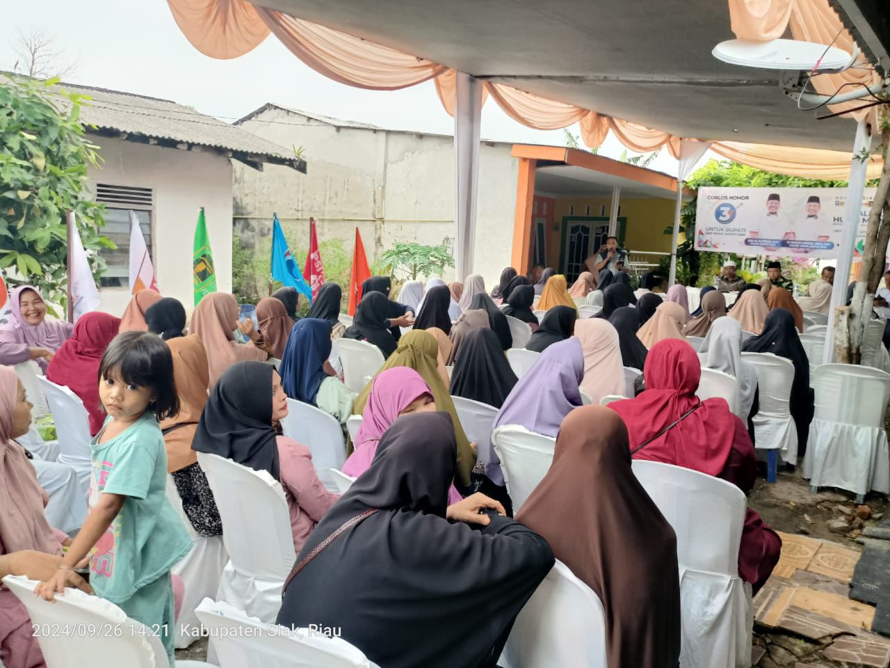 Emak-emak di Perawang : Alfedri-Husni Solusi Peningkatan Layanan Kesehatan di Siak