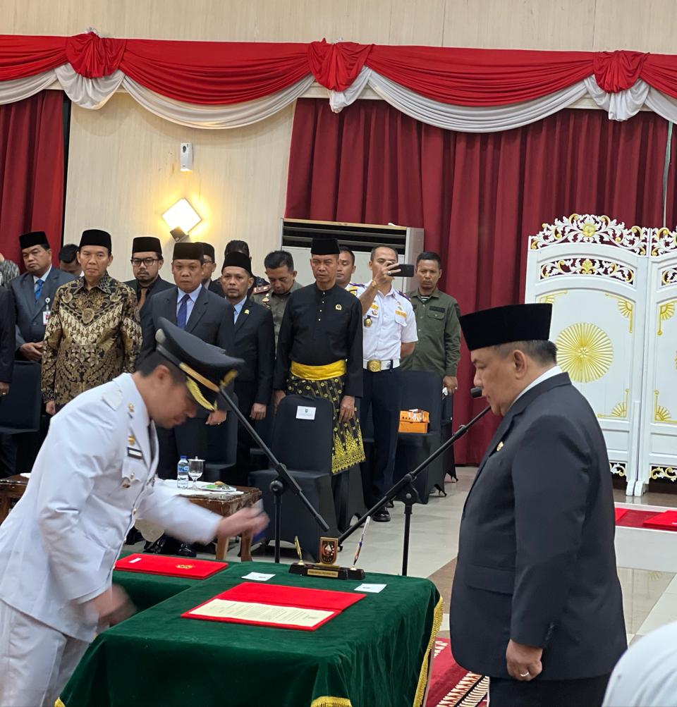 Risnandar Mahiwa Resmi Jabat Pj Wali Kota Pekanbaru