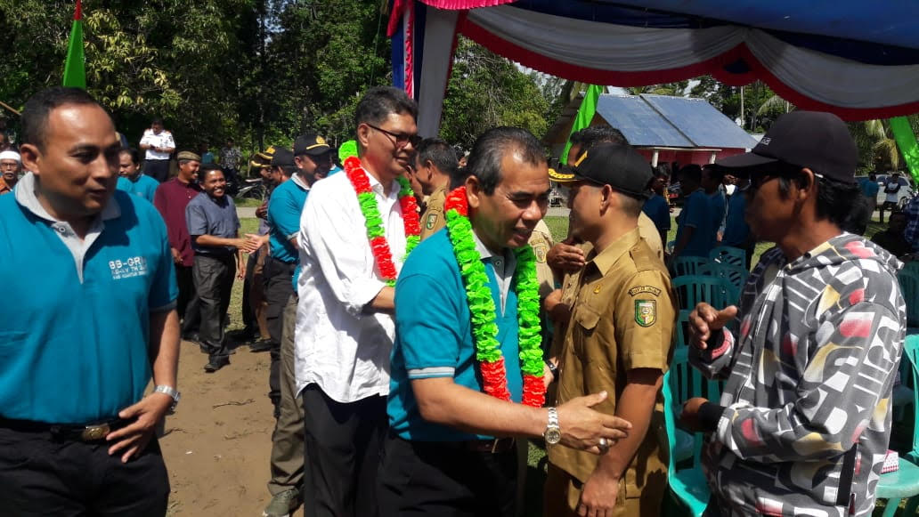 Bupati Kuansing Serahkan 215 Rumah Layak Huni