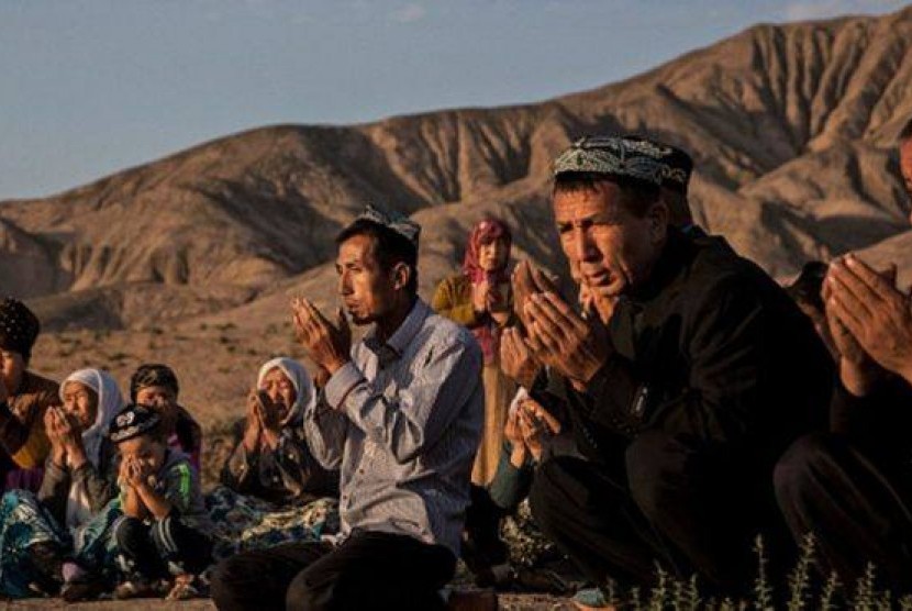 Upaya Cina Hancurkan Kuburan Muslim Uighur Terekam Pencitraan Satelit