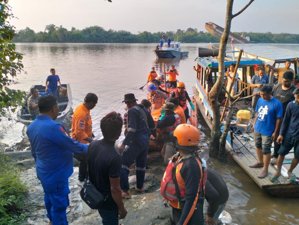 Basarnas Temukan Pekerja Kapal yang Tenggelam di Sungai Siak