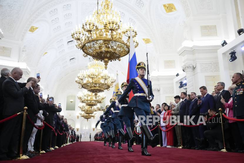 Suasana Pelantikan Vladimir Putin Sebagai Presiden Rusia Terpilih