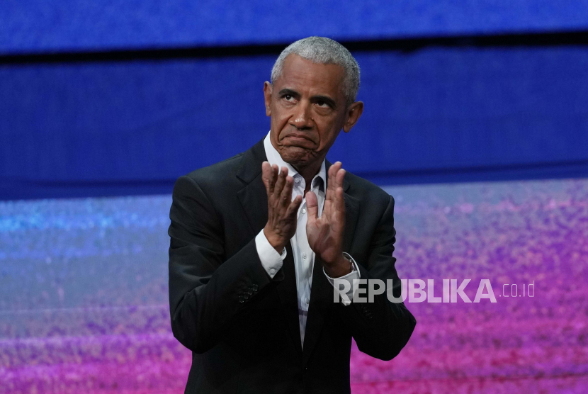 Barack Obama Tahan Dukungan untuk Kamala Harris