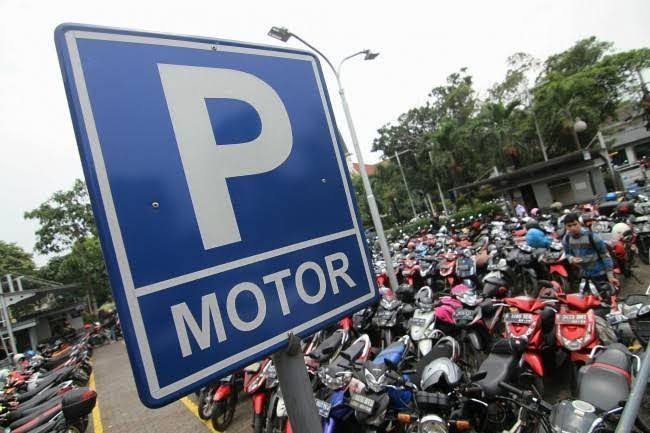 Penurunan Tarif Parkir Hanya Berlaku di Pasar Dikelola Pemko Pekanbaru