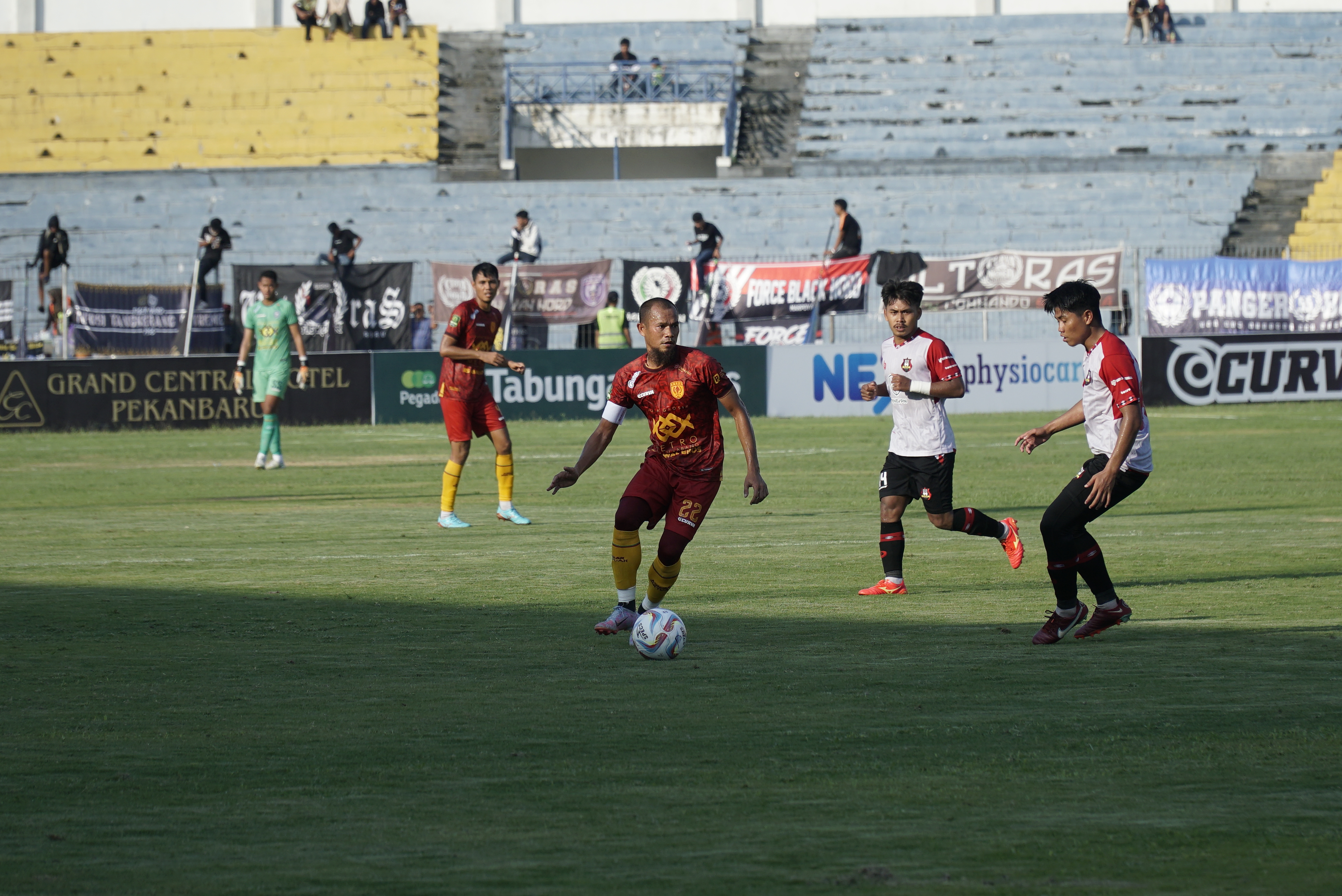 Skor 2-1, PSPS Riau Menang Perdana