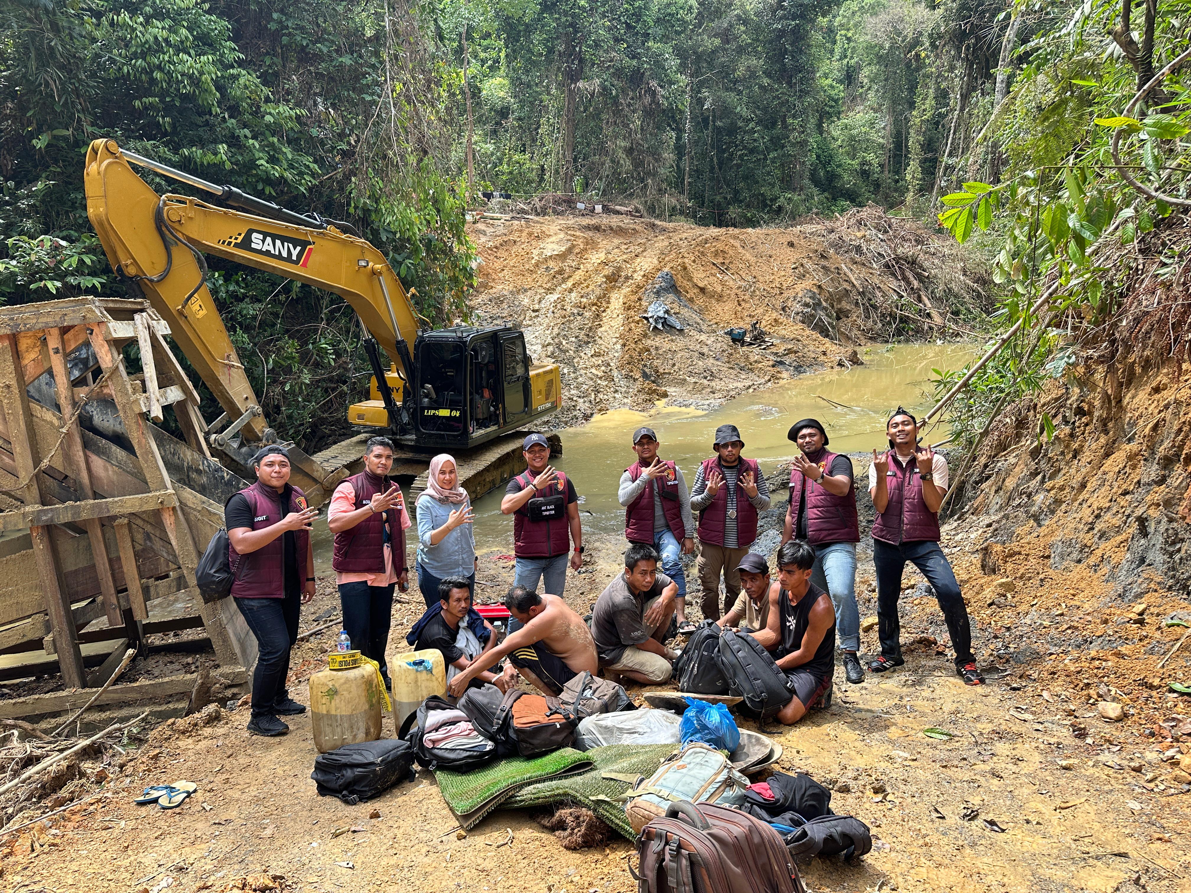 5 Pelaku dan 1 Ekskavator Diamankan, Polisi Ungkap Aktivitas PETI di Kawasan Hutan Kuansing