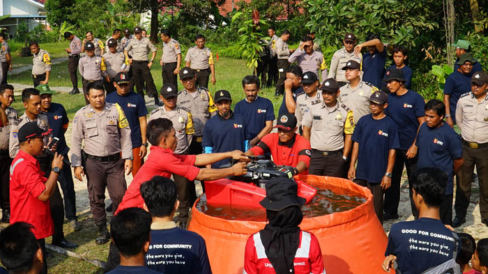 Ratusan Personel Polres Pelalawan Siap Padamkan Karhutla