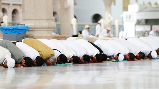 Selain Pahala, Tarawih Juga Bermanfaat Bagi Kesehatan