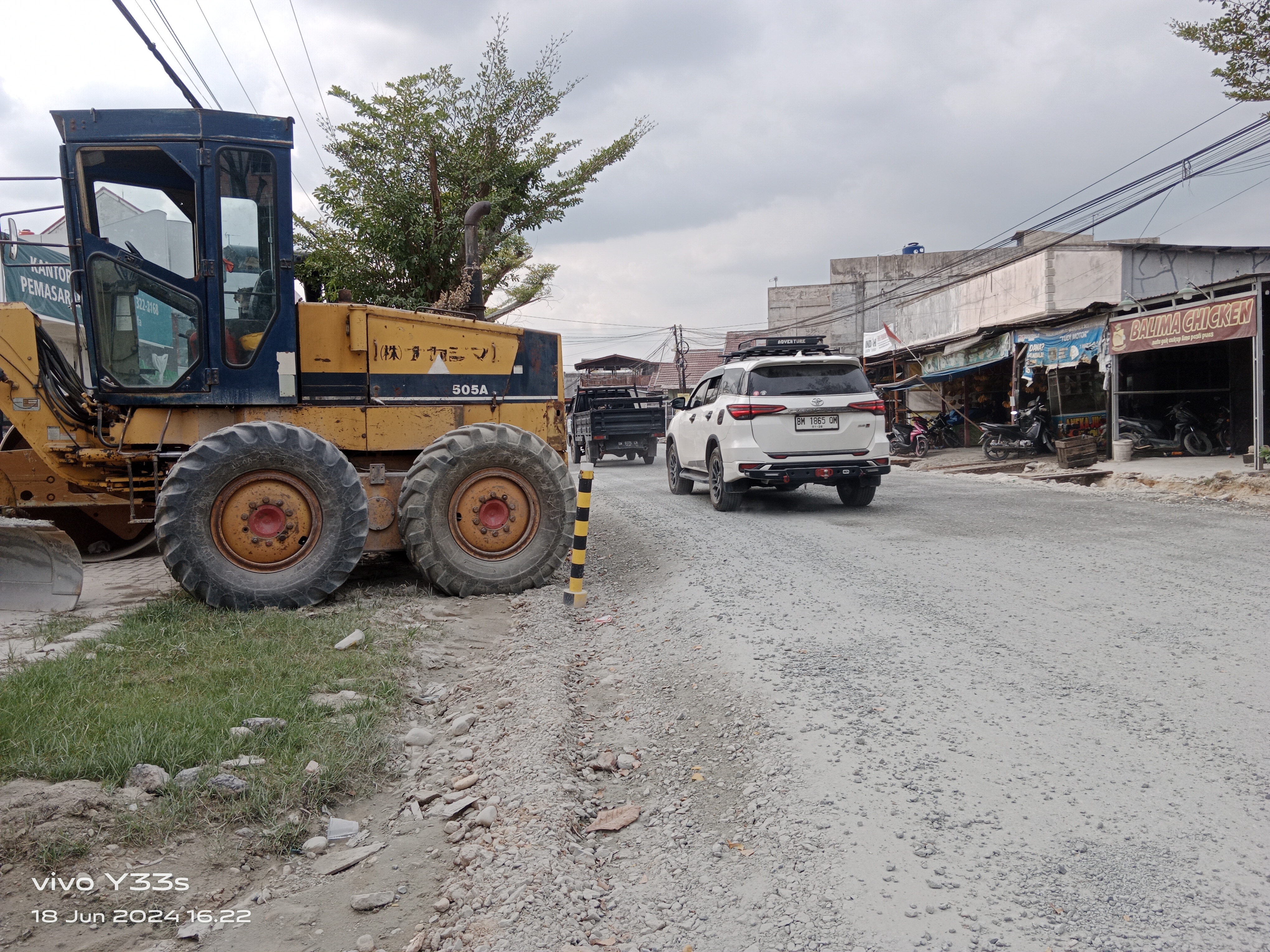 Debu Jalan Cipta Karya Dikeluhkan Warga