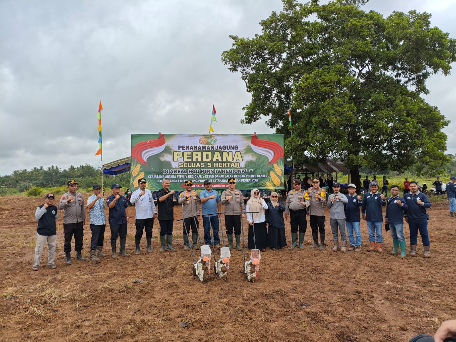 Bersama Polri, PalmCo Optimalkan Lahan Replanting Sawit untuk Tanam Jagung