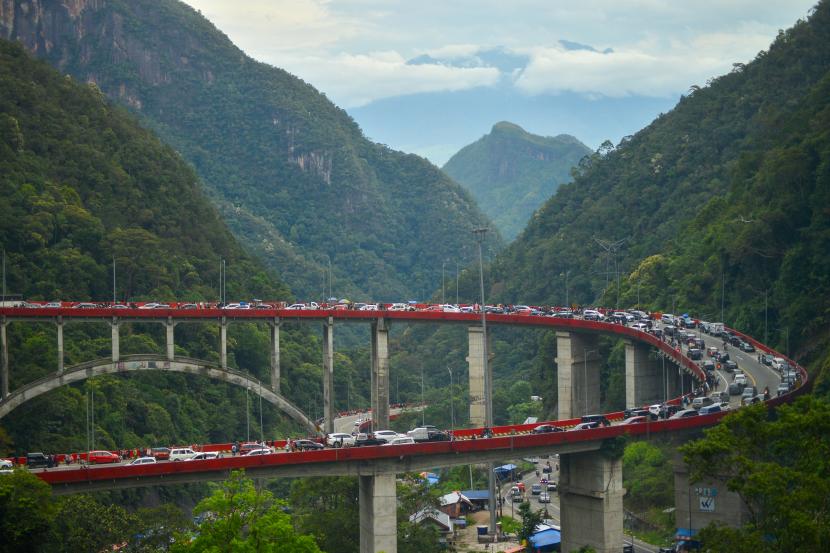 Pemprov Riau Ingatkan Masyarakat Berlibur untuk Waspadai Potensi Bencana