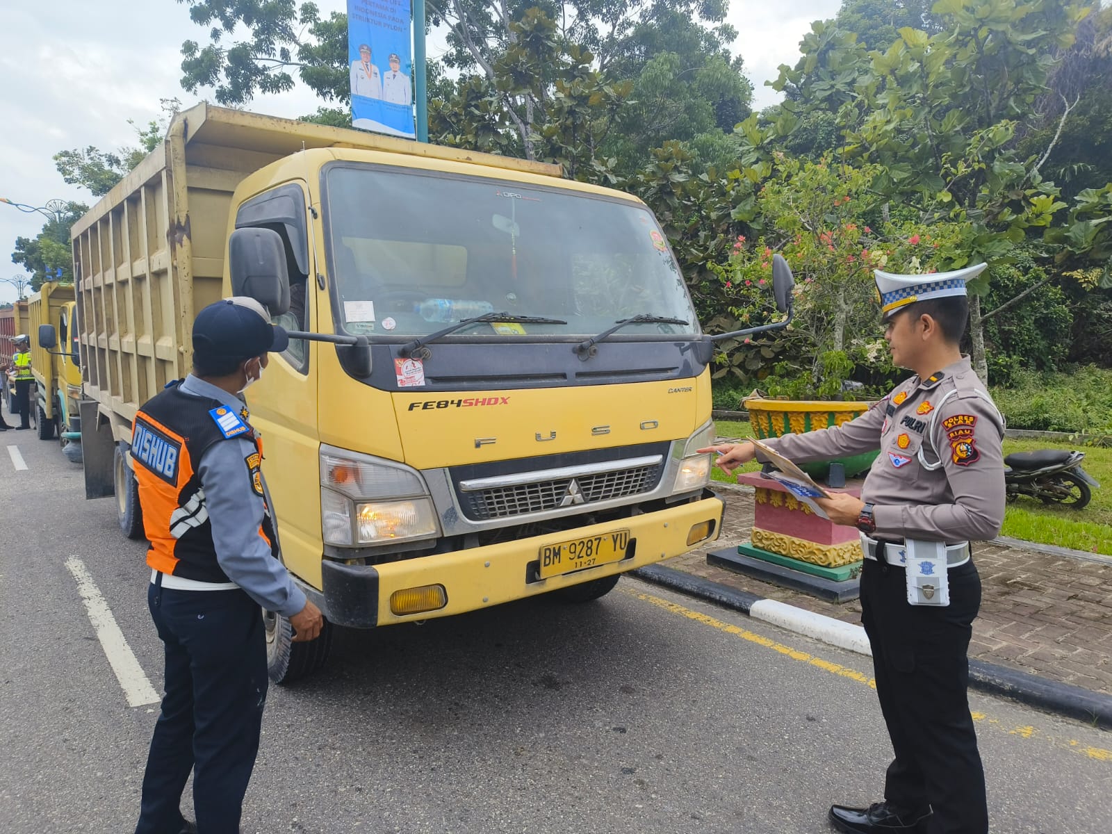 Bersama Dishub, Satlantas Polres Siak Gelar Ramp Chek Kendaraan Angkutan Umum