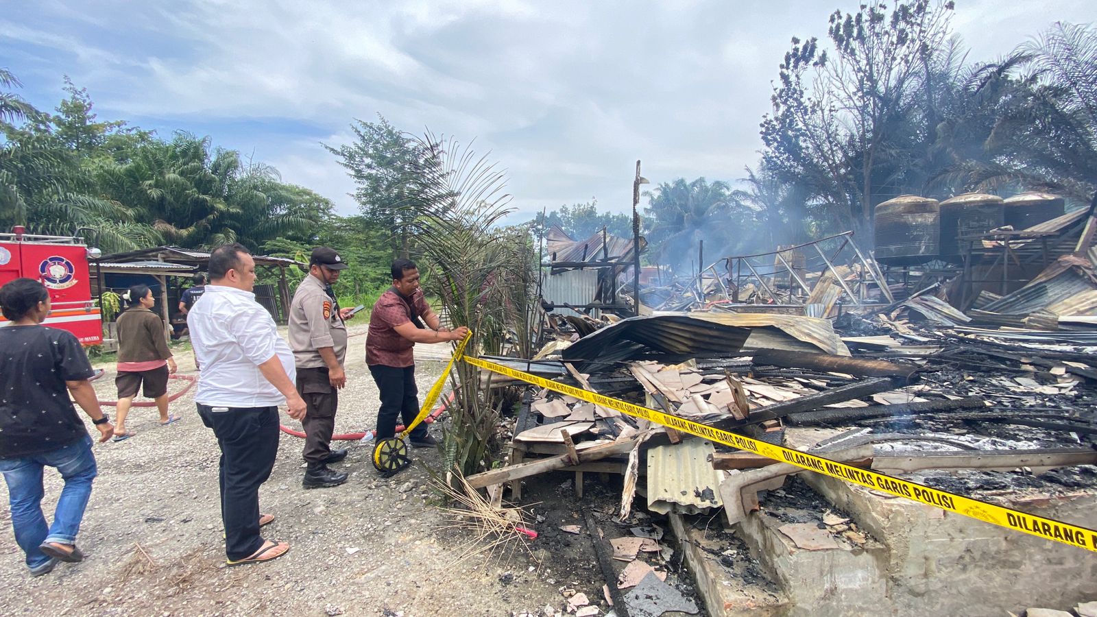 Kerugaian Capai Rp1 Miliar, Gudang Pabrik Nata de coco di Pekanbaru Terbakar