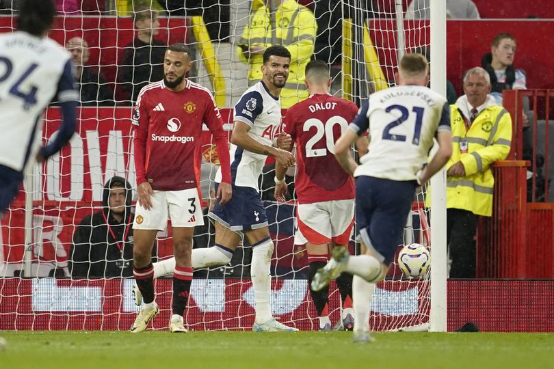 MU Telan Kekalahan Dikandang Sendiri, 0-3 Lawan Tottenham