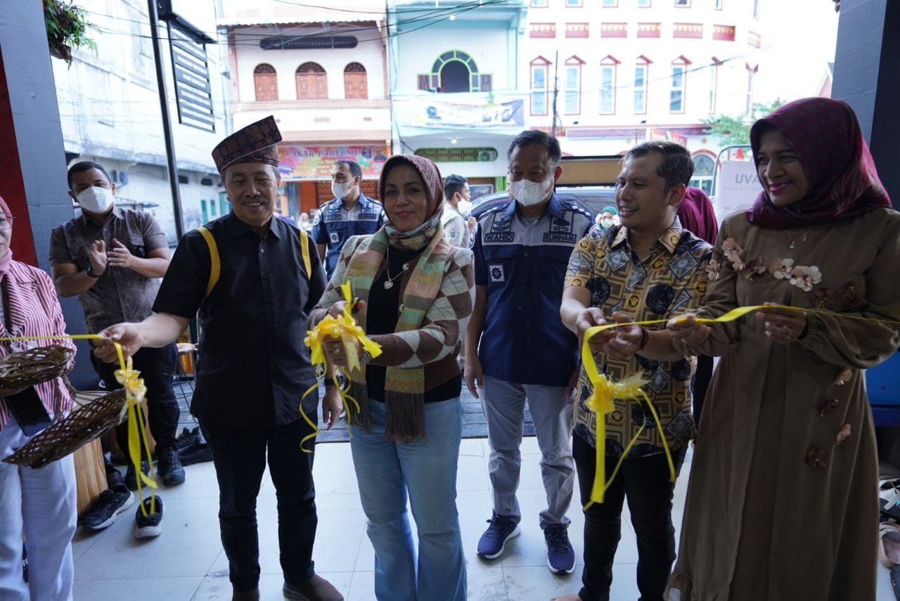 Gubernur Syamsuar Resmikan Rumah Tamadun, Pusat Kerajinan Khas Melayu Rohil